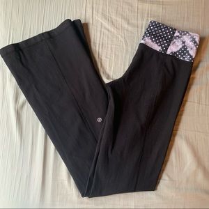 Lululemon Groove Super-High-Rise Flared Pant